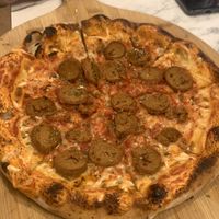 Pizza diavola  at Giulietta - Pizzeria & Cucina Vegana in Lisbon