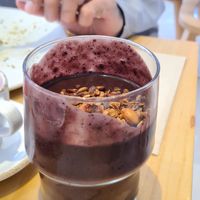 Choco Berry smoothie at Numa Café - AMUN Cafe in Lisbon