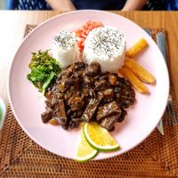 Feijoada vegana at Cri Cri Cru Restaurante (Loja Bênção Brasil) in Sao Paulo