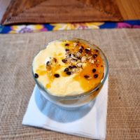 Mousse de maracujá vegano at Cri Cri Cru Restaurante (Loja Bênção Brasil) in Sao Paulo