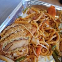 Udon noodles with vegan duck at Ben‘s Cuisine in Berlin