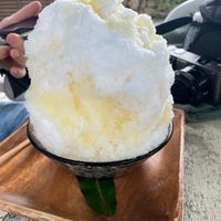 Shikwasa shaved ice at Taketomi-jima Parlor Ganju-ya  竹富島ぱーらー願寿屋・島宿願寿屋 in Taketomi