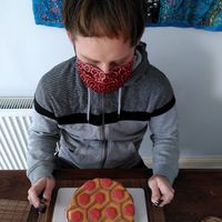 Heeeerrrreee's cake! The perfect lockdown surprise at Piper's Bakery in Frome