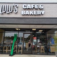 Outside at LuLu's in Memphis