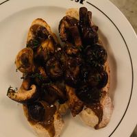 Mushroom Bruschetta with pepper sauce at Taberna Nosé in Puerto Varas