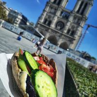 Falafel sandwich @Notre Dame at Maoz - Xavier Privas in Paris