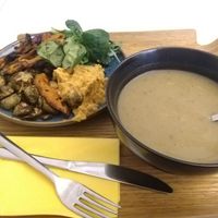 Soup + 3 veggies lunch deal at Eskape in Brussels