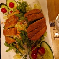 Salat mit filetstreifen at Brauhaus Tünnes und Schäl in Cologne