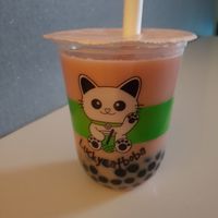 Raspberry soya milk bubble tea with tapioca pearls  #Veganuary at Lucky Cat Boba in Middlesbrough