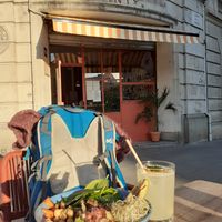 Quinoa bowl & homemade lemonade at Gallo Santo in Barcelona