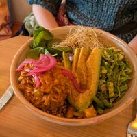 Jackfruit quinoa bowl at Gallo Santo in Barcelona