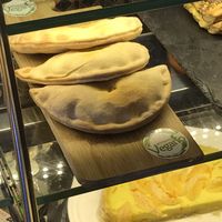 Empadas veganas  at Casa da Cerca in Almada