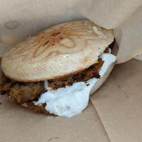 Tigella arrosto di ceci e mayo veg con capperi at ZEM Bistro in Bologna