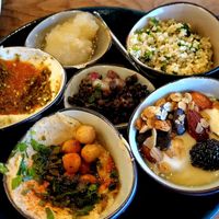 Israelische Frühstück mit Omelette at Life Deli in Frankfurt