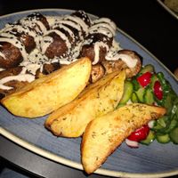 „Lamm“ Köfte  at Life Deli in Frankfurt