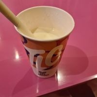 Peanut butter 'milkfake' at Taste Like Chicken TLC in Amsterdam