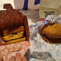 Left = corn ribs, right = OG burger at Taste Like Chicken TLC in Amsterdam