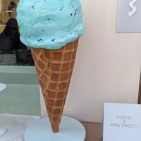 Tutto Gelato is located next to POSH Vegan Tarte Store at Tutto in Tokyo