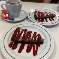 dessert   at Outra Espécie  in Porto