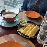 Complimentary garlic bread and guacamole   at A Padoca in Porto