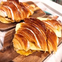 Misto croissant vegan at O Melhor Croissant da Minha Rua   in Porto