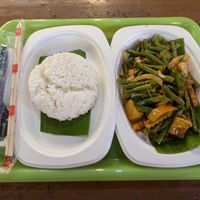 VEGAN RED CURRY STIR FRY TOFU + LONGBEAN at Pakbai - Food Stall in Chiang Mai