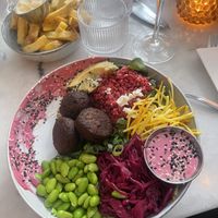 Buddha bowl; wat prijzig voor wat je krijgt  at Paco Ciao in Leiden