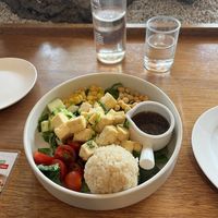 Tofu poke bowl   at Mushimushi in Daegu