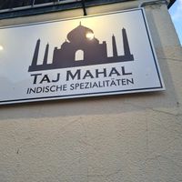 Schild at Taj Mahal in Birkenau