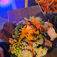 Falafel Bowl at Kiwis in Frankfurt