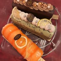 Les bûches individuelles   at Maison Folius in Carqueiranne