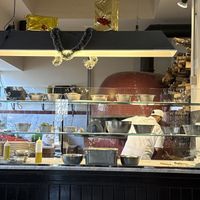 Pizza kitchen and oven   at PizzaRé in Rome