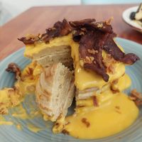 Brunch: pancakes con "queso" y "bacon" at La Gata Insubmisa in Tarragona