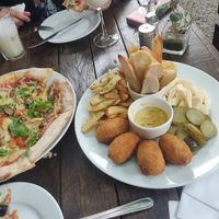  at Terraza Fontana in San Fernando