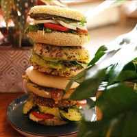 thats what i call breakfast

we orderd 4 bagels and stack them up for this picture at Pastel Blumencafe in Magdeburg