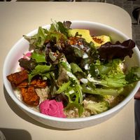 Protein bowl at roots - Münstergasse in Zurich