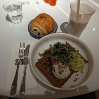  at roots - Münstergasse in Zurich