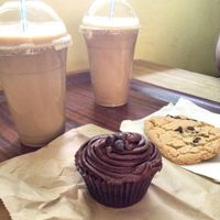 Soy lattes, vegan cookie and vegan cupcake. at Greens Cafe in Oxford