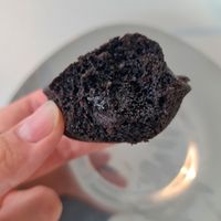 Complimentary mini cakes - close-up at Veganuary - 비거뉴어리 in Incheon