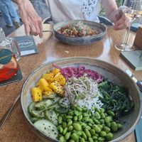 Poke bowl en buddha bowl at Sprakel in Enschede