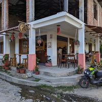 Front. Only outside seating at Dumplings & Noodles in Vilcabamba