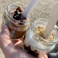 Tarritos: carrot cake y explosión de chocolate  at Kombu Vegan in Bilbao