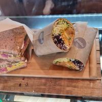 Wrap y sandwich at Kombu Vegan in Bilbao