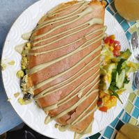 Vegan omelette with mushrooms, tofu and salad at Café Naiv in Innsbruck