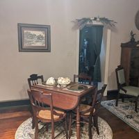 Dinning room at The Epochary Inn in Ambridge