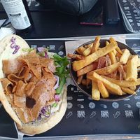 Menu with kebab in bread, fries and a drink at Crunchy Kebab in Kassel