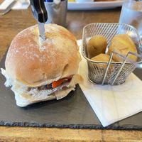 hamburguesa  at Doms Pier 1 in Donegal