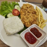 Fried mushrooms in batter at Fortunate Coffee in Negara