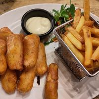 Tofu fingers with fries and vegan mayo at Quay Street Kitchen in Galway