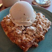 Apple pie at Buen Confidente in Merida
